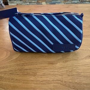Brooks Brothers toiletry kit